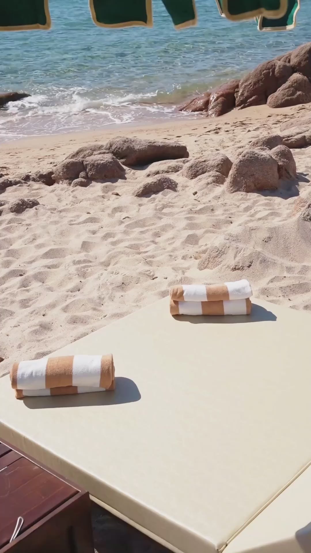 Carica il video: 